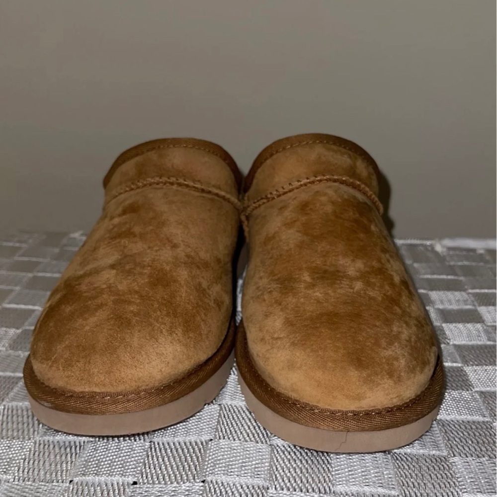 Suede Classic Slipper UGG